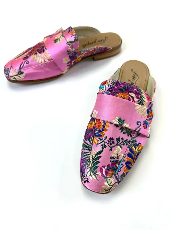 Free People At Ease pink brocade loafer Mules Size 38 Embroidered Boho floral - Picture 3 of 10